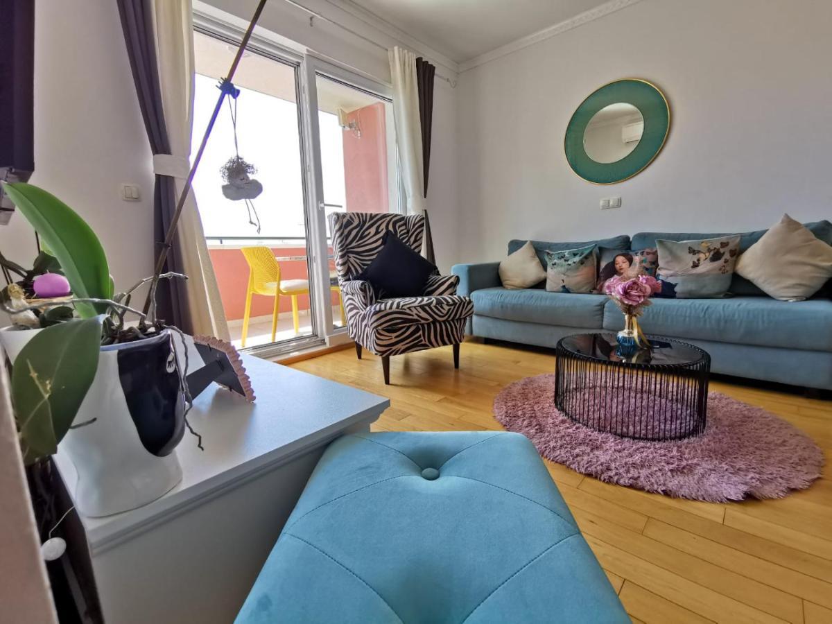 Lara Appartement Makarska Buitenkant foto