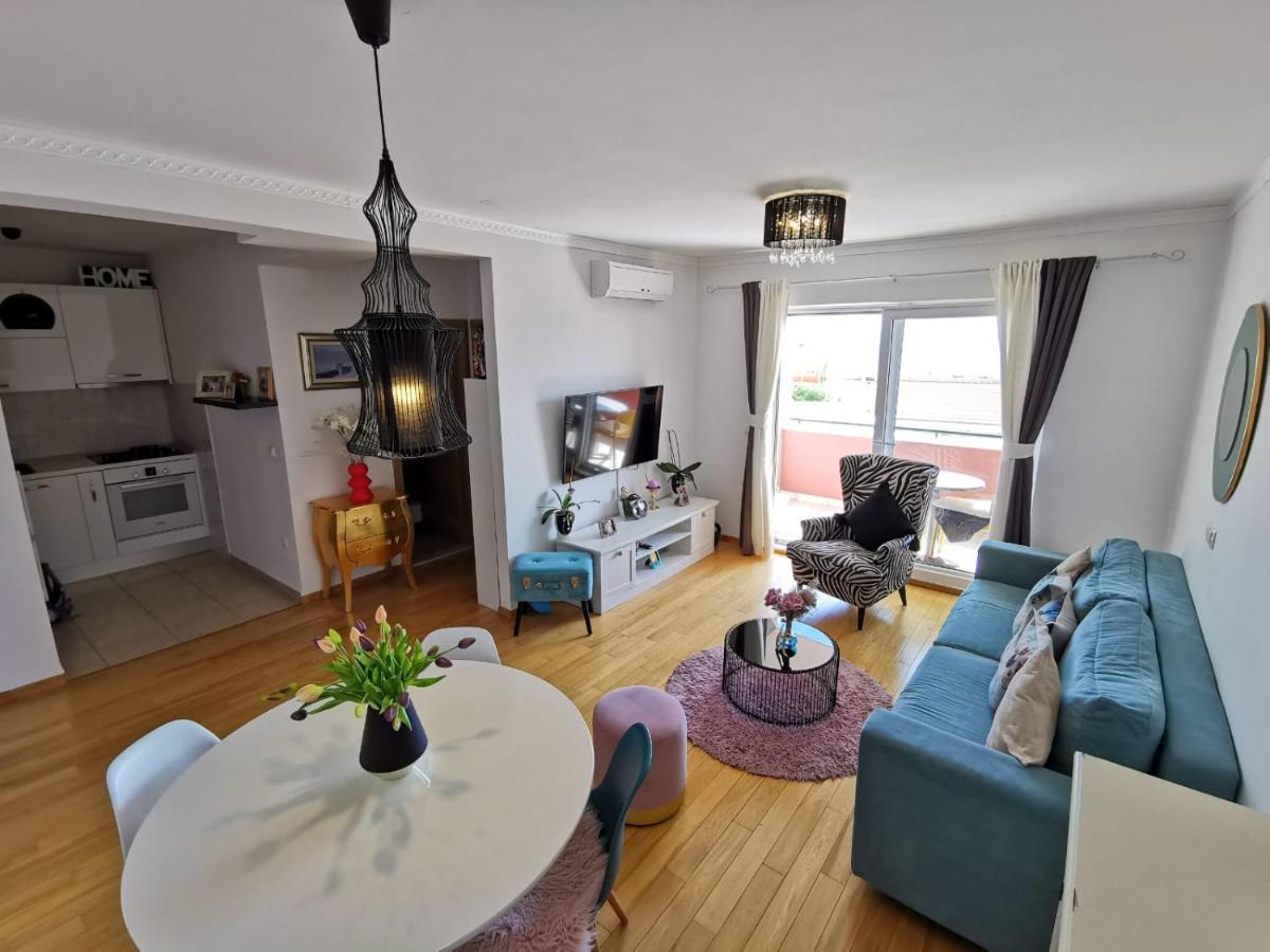 Lara Appartement Makarska Buitenkant foto